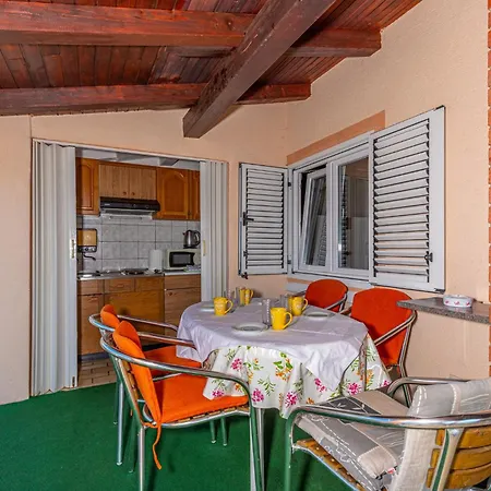 Apartment In 41601 Dramalj